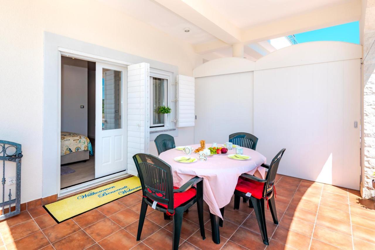 Apartment Bilice Beach Экстерьер фото