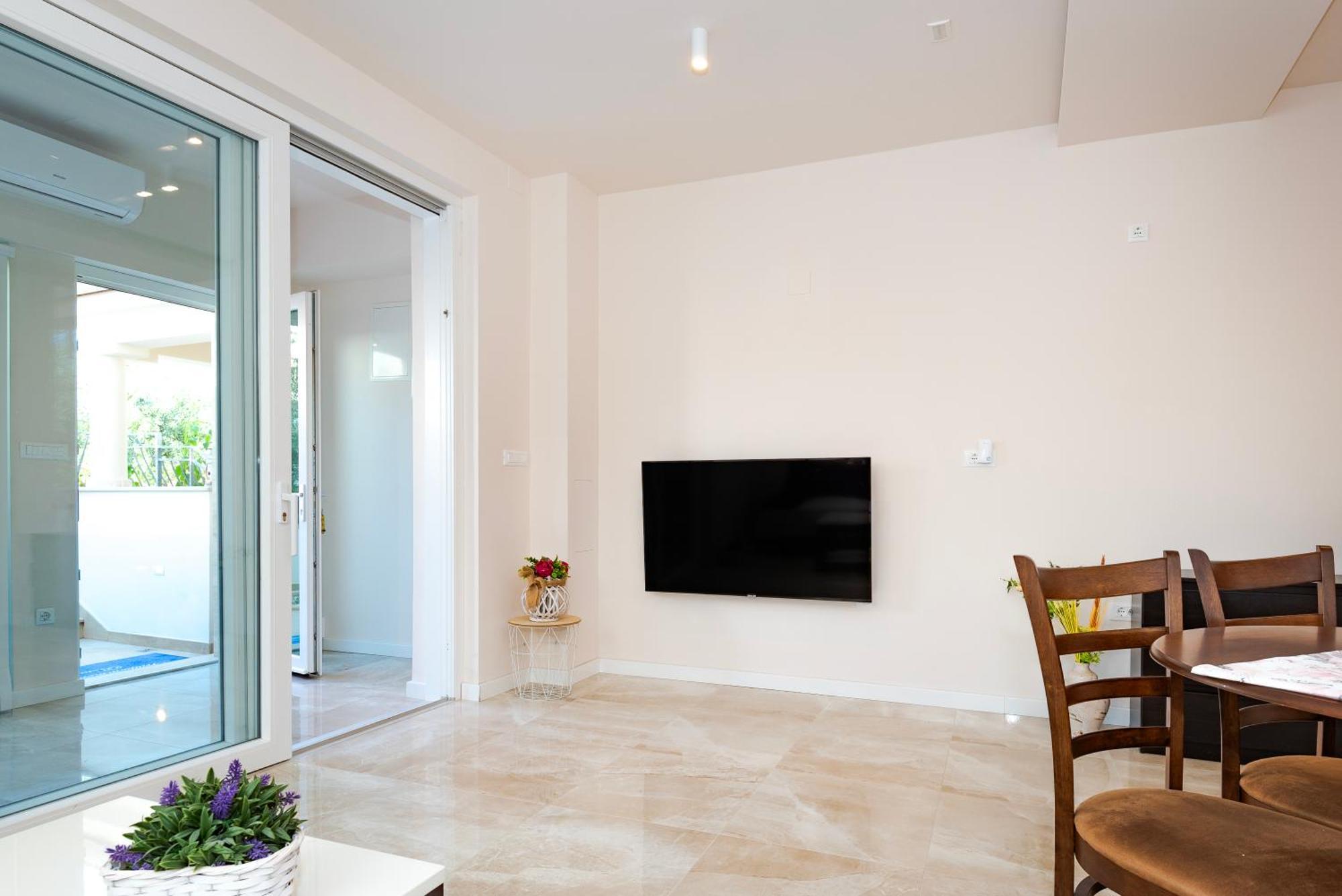 Apartment Bilice Beach Экстерьер фото