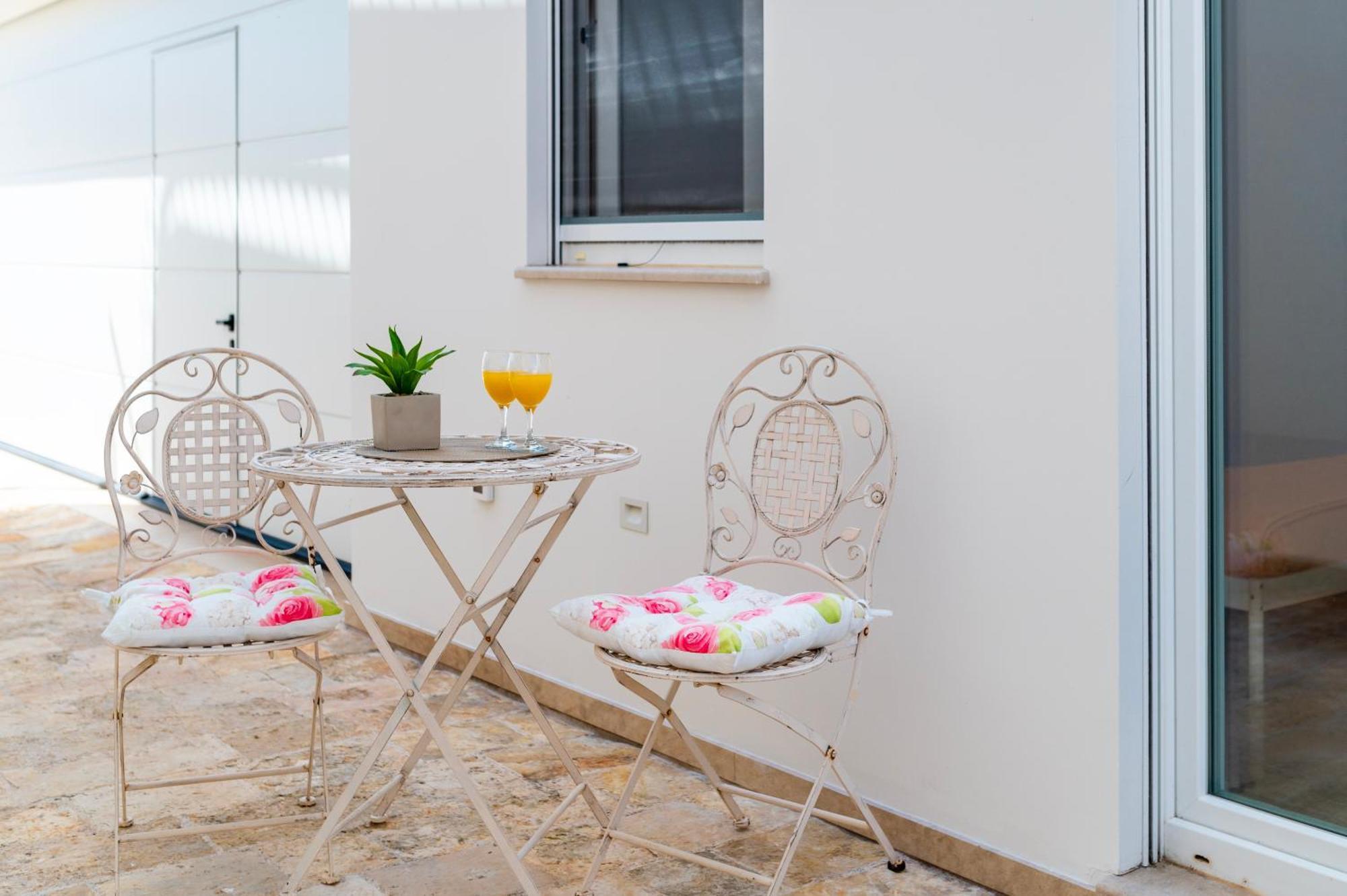 Apartment Bilice Beach Экстерьер фото
